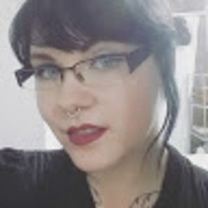 Meet your Posher, Caprina